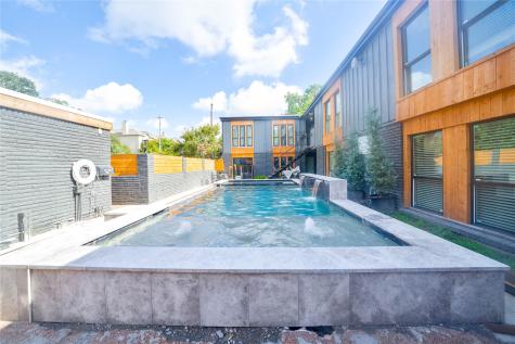 2703 Mason Street 2bd Houston TX 77006
