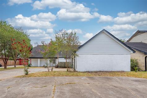 6215 Portal Drive Houston TX 77096