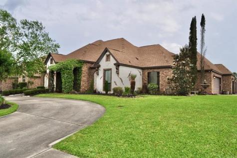 101 Sir Cameron Lumberton TX 77657