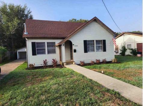 1511 E North Street Victoria TX 77901
