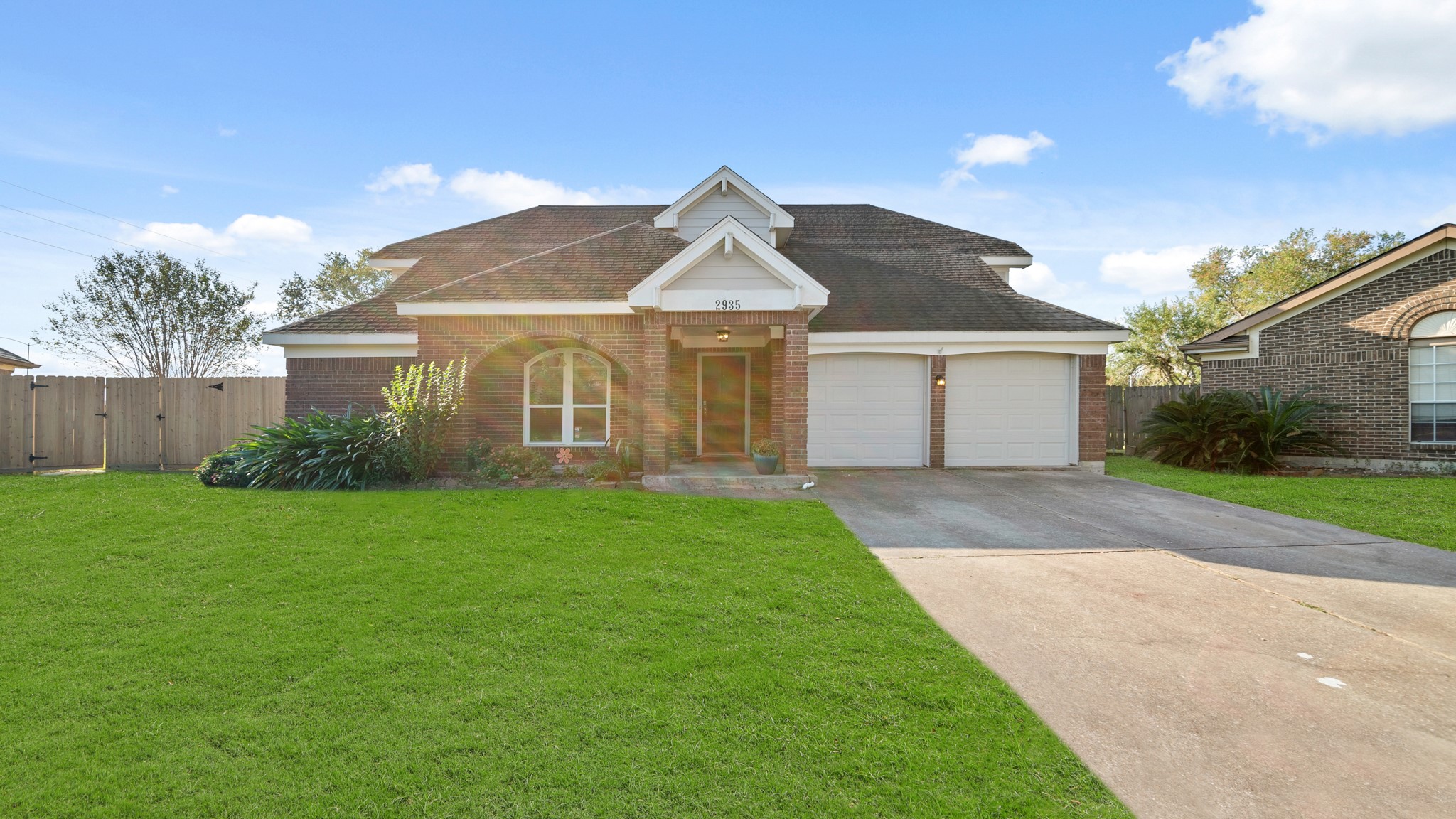 2935 Bentley Court Pearland TX 77584