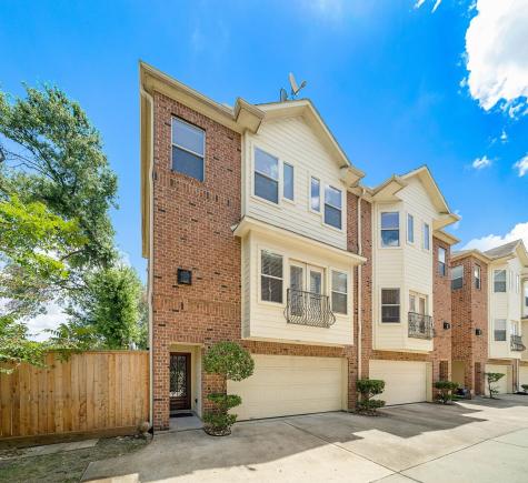 909 W 21st Street D Houston TX 77008