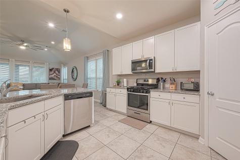 3124 Morgan Meadow Lane Pearland TX 77584