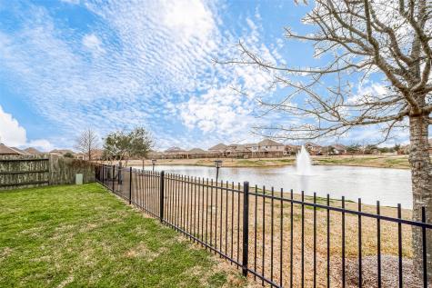 3124 Morgan Meadow Lane Pearland TX 77584