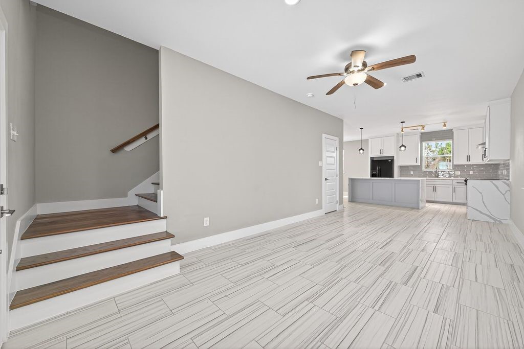 2053 Road 5707 Cleveland TX 77327