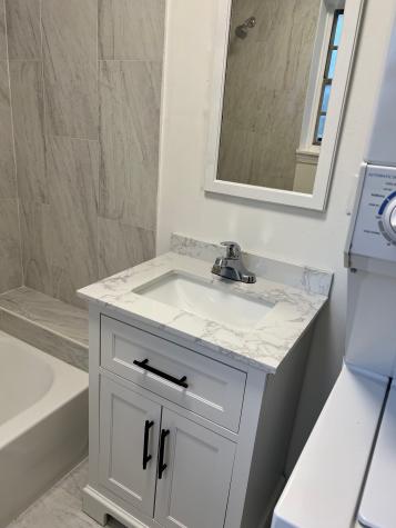 2005 Welch Street 1/2 Houston TX 77019