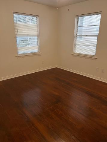 2005 Welch Street 1/2 Houston TX 77019