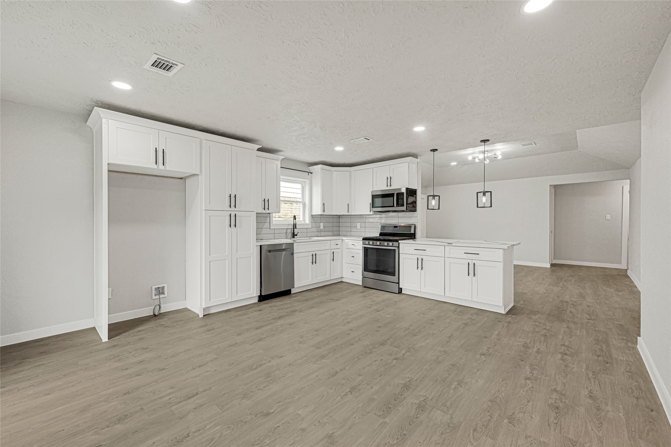 15322 Bedford Glen Drive Channelview TX 77530
