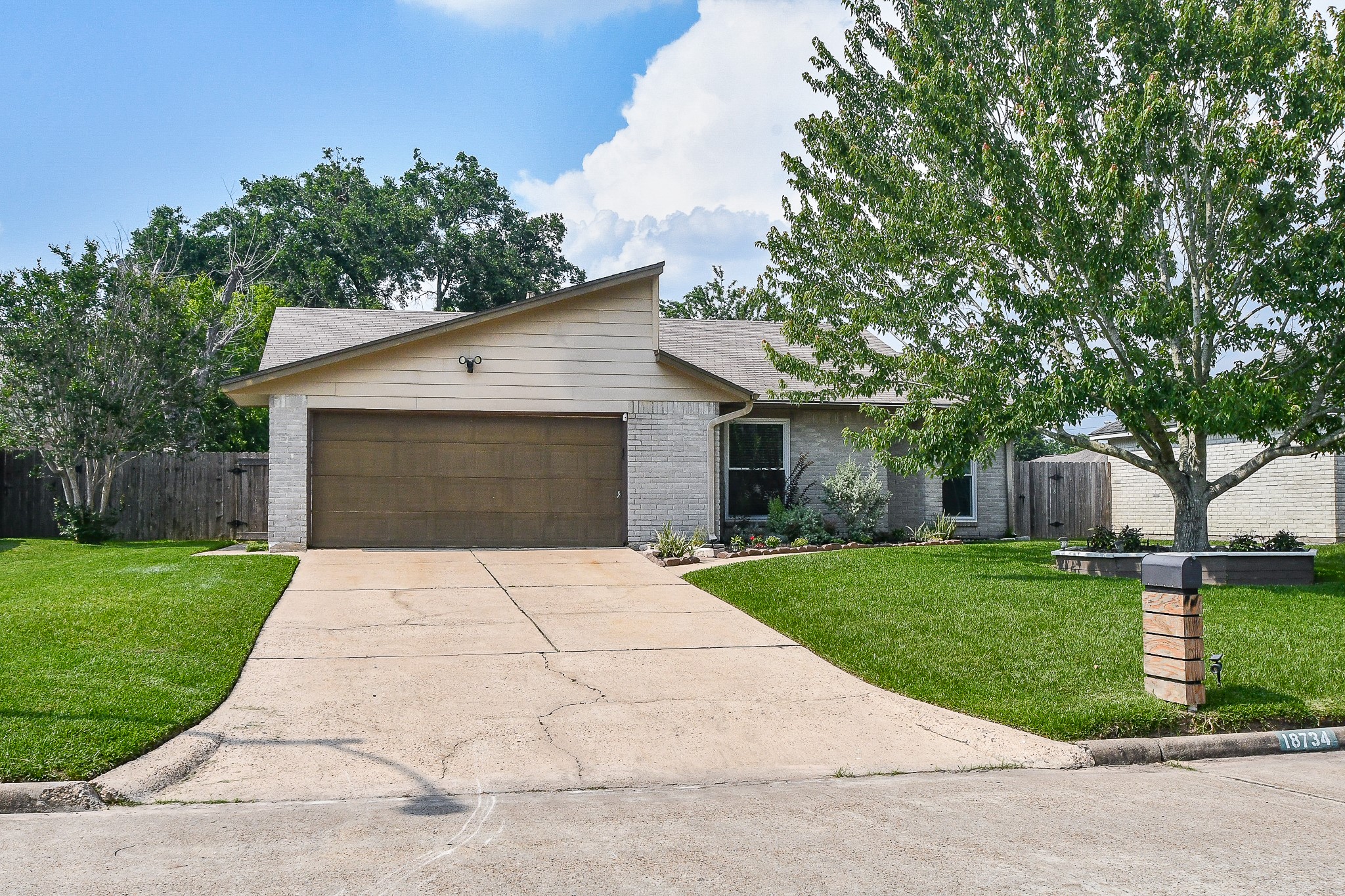 18734 Shannon Glen Lane Houston TX 77084