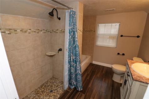 416 Fairbanks Street Houston TX 77009