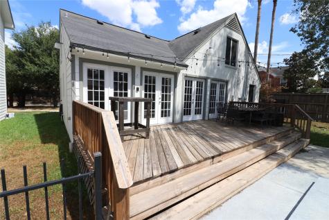 416 Fairbanks Street Houston TX 77009