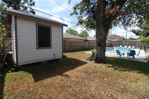 416 Fairbanks Street Houston TX 77009