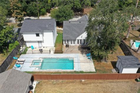 416 Fairbanks Street Houston TX 77009