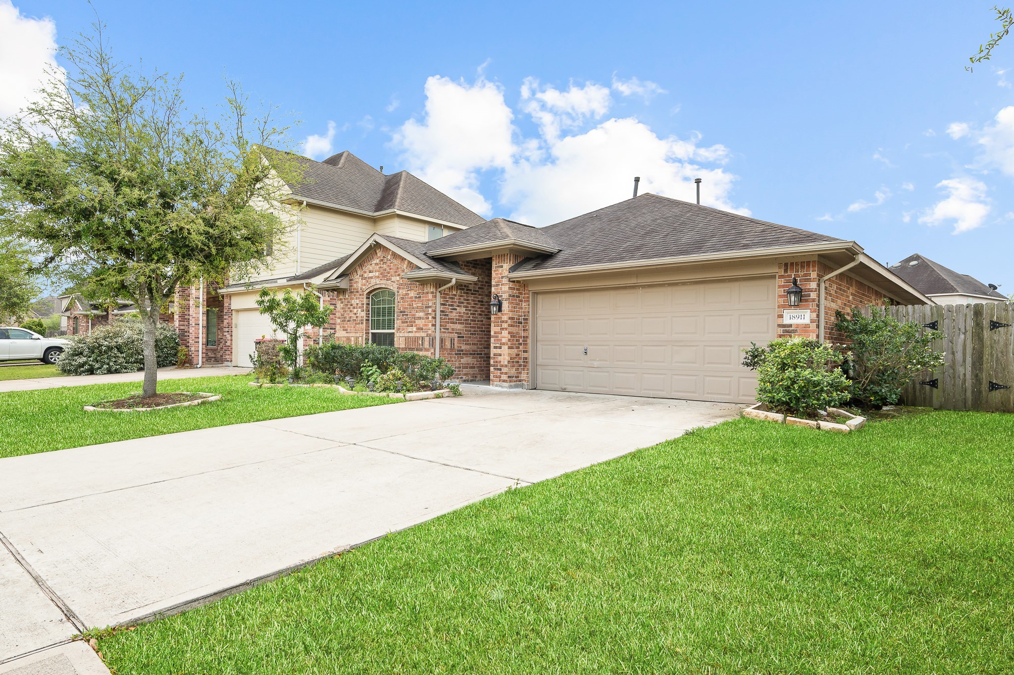 18911 Oakland Manor Lane Richmond TX 77407