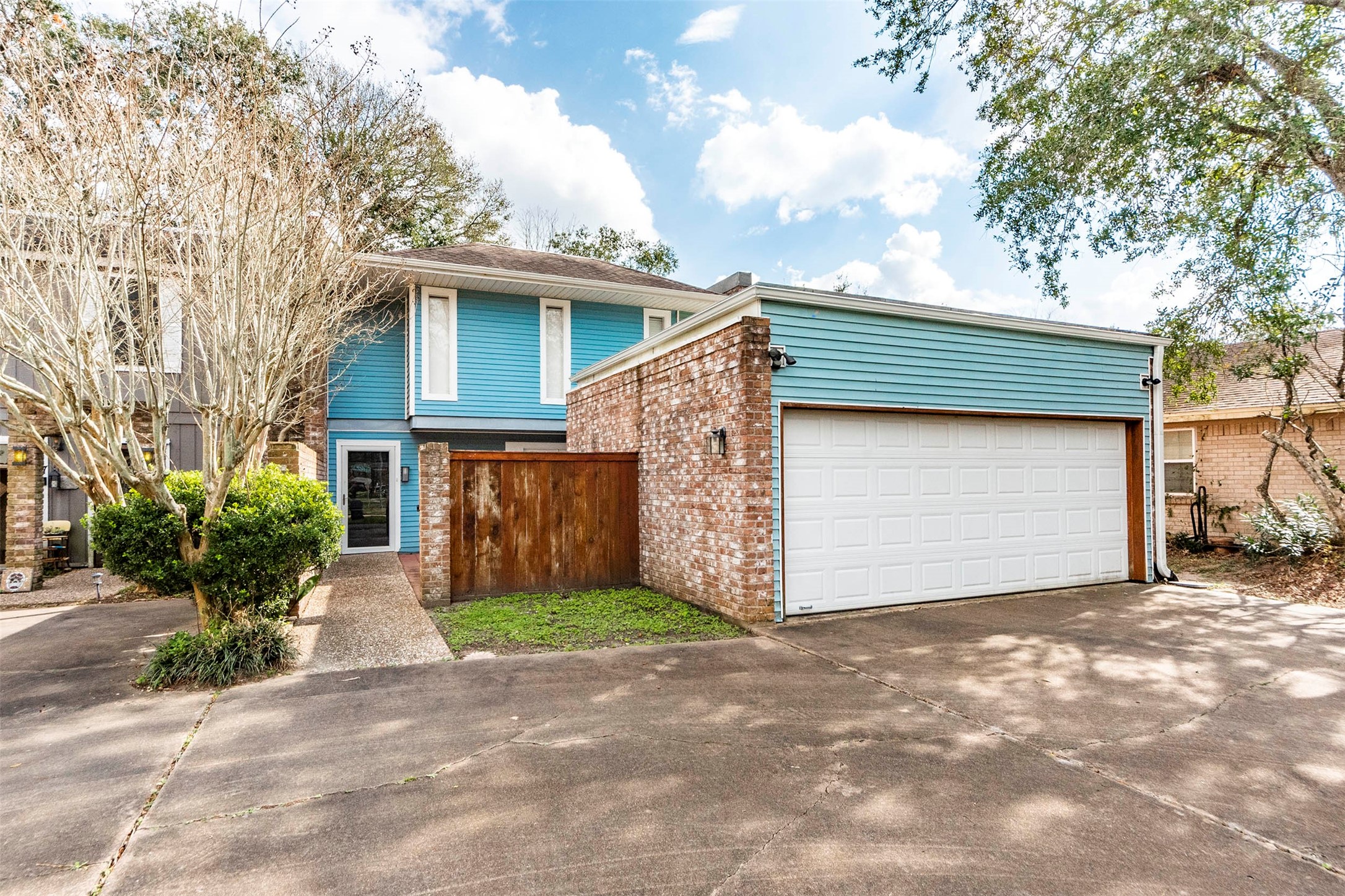 8 Dorado Drive Friendswood TX 77546