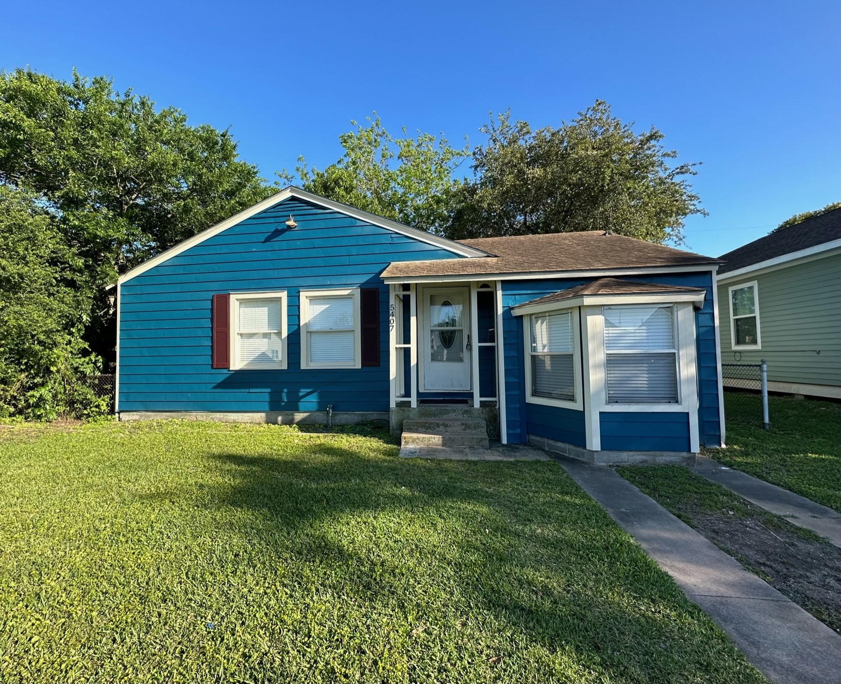 5407 Menard Avenue Galveston TX 77551