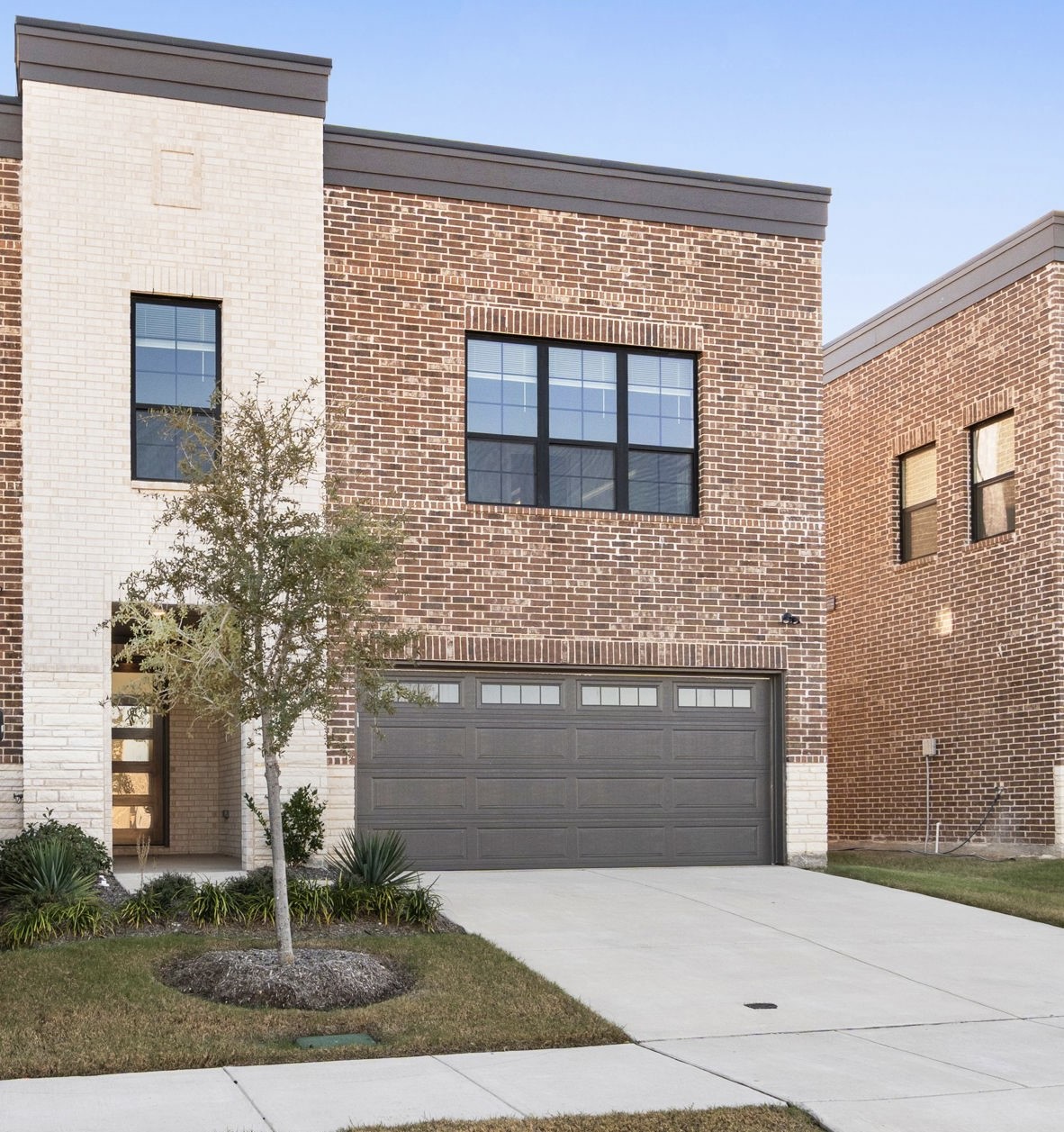 2041 Layla Drive Waxahachie TX 75165