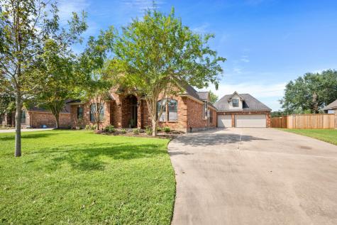 111 Deerwood Drive Lake Jackson TX 77566