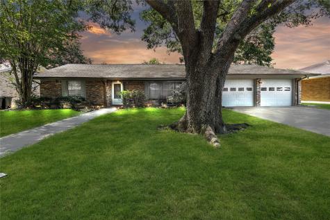 2207 Mockingbird Lane Baytown TX 77520