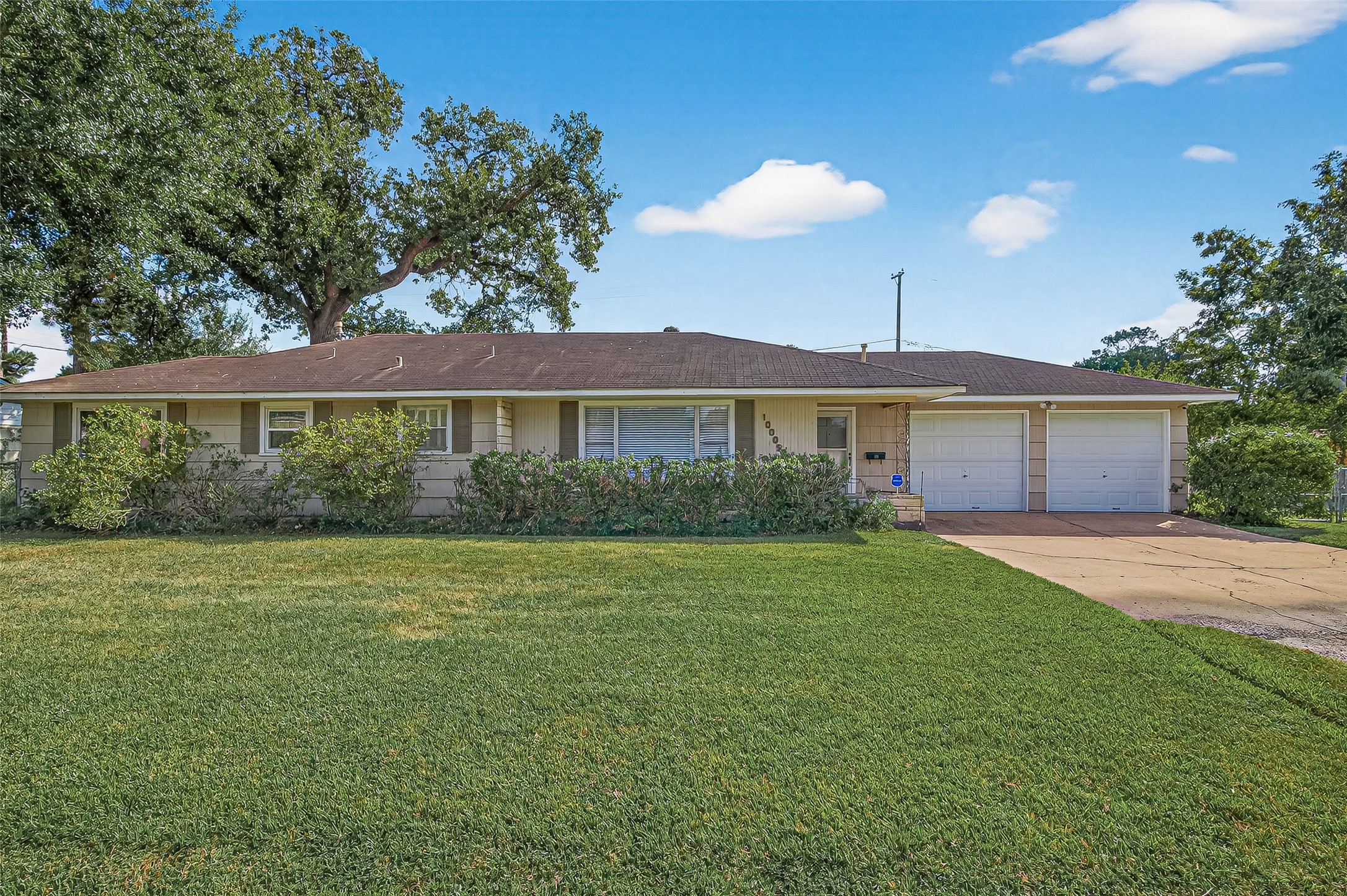10005 Hazelhurst Drive Houston TX 77080