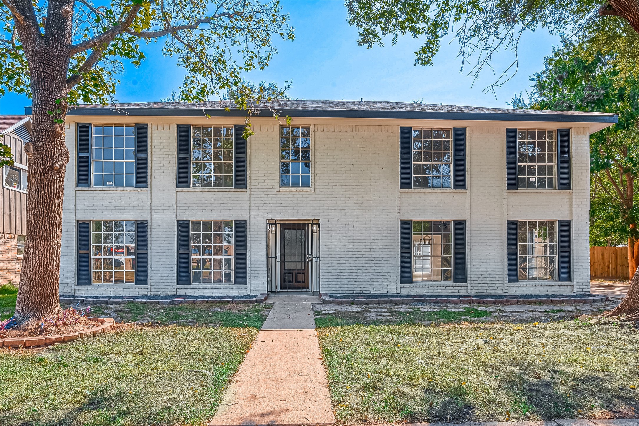 10211 Huntington Place Drive Houston TX 77099