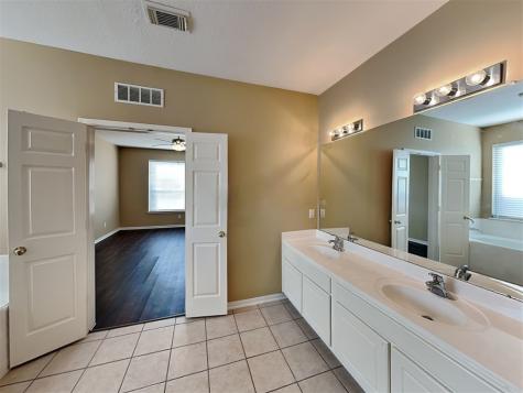 16826 Ivy Wild Lane Houston TX 77095