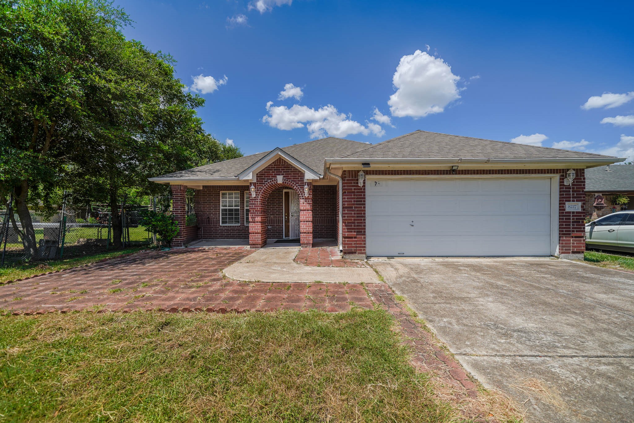 8217 Winthrop Street Houston TX 77075