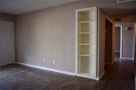 5625 Antoine Drive 704 Houston TX 77091