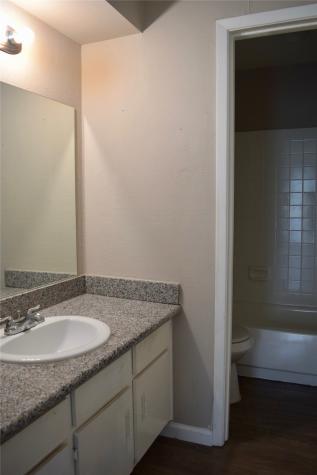 5625 Antoine Drive 704 Houston TX 77091