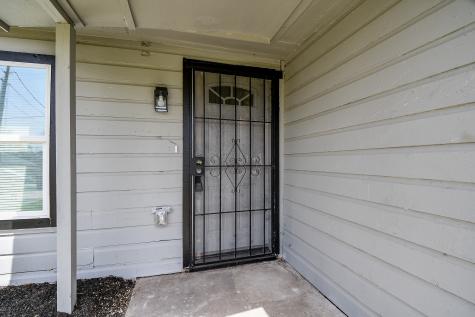 4223 Elmwood Street Houston TX 77051