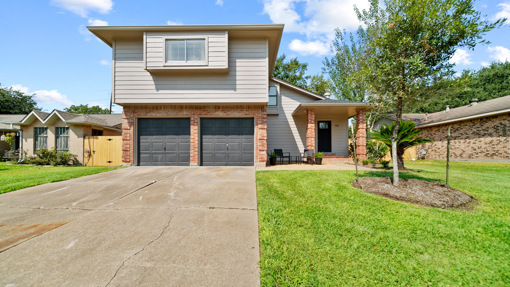 1114 Woodbridge Avenue Pearland TX 77584