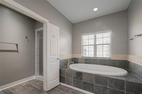9003 Bayview Cove Drive Houston TX 77054
