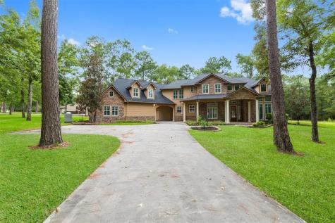 10906 Crestwater Circle Magnolia TX 77354