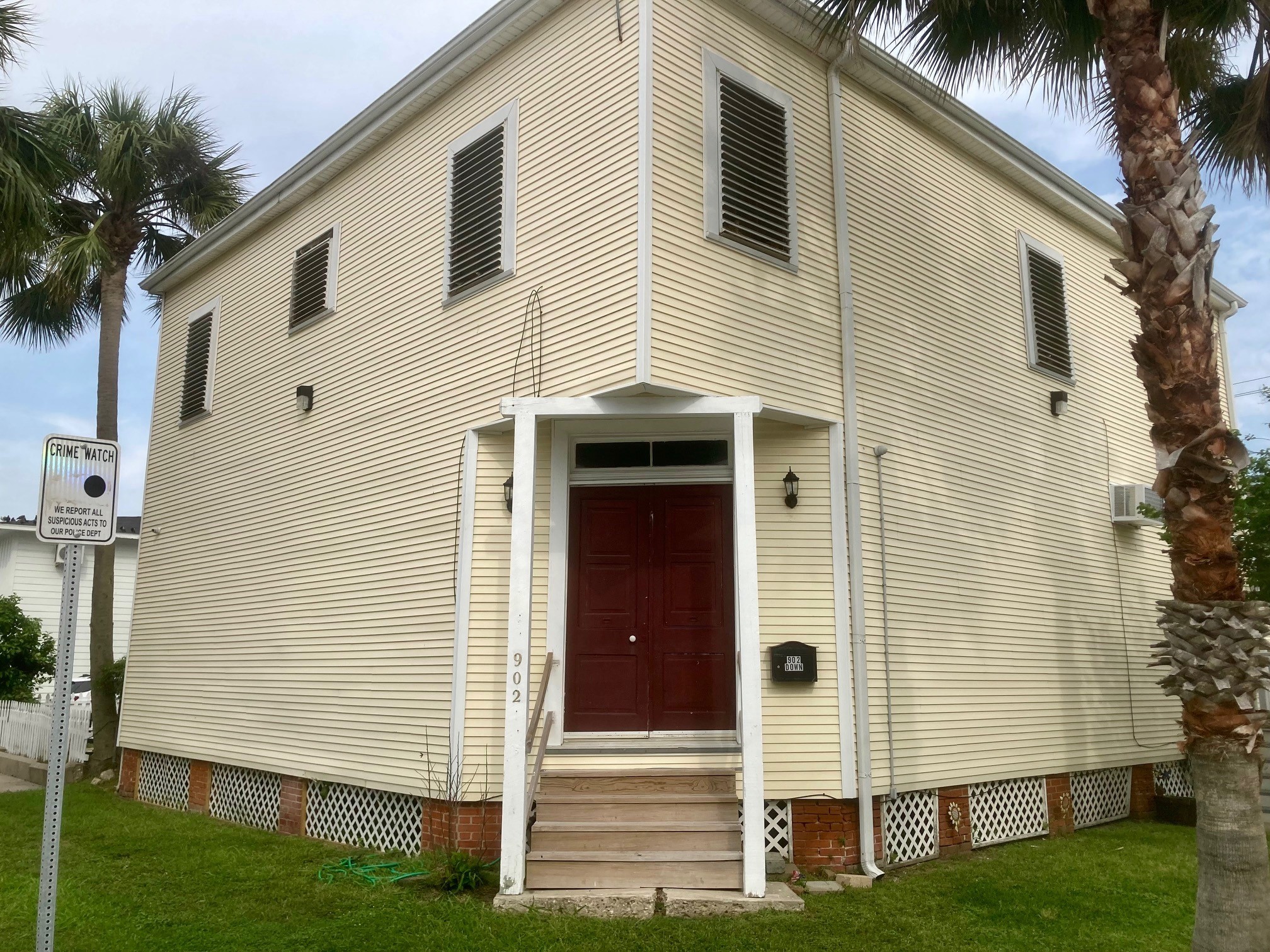 902 Church Street Galveston TX 77550