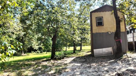 251 Oakdale Drive Huntsville TX 77320