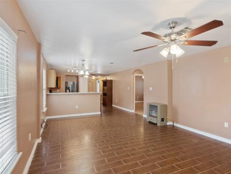 954 Ringold Street Houston TX 77088