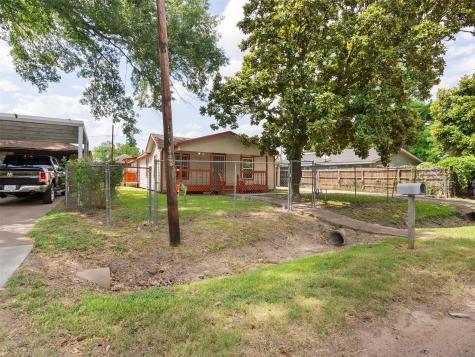 954 Ringold Street Houston TX 77088