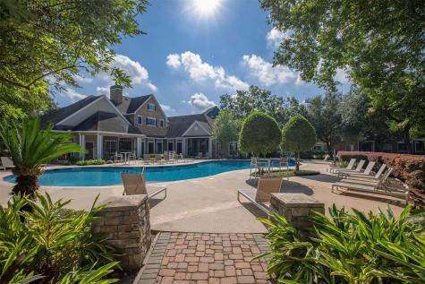 19100 N Glenwest Drive 1135 Friendswood TX 77546