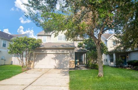 3022 Edgewick Elm Street Fresno TX 77545