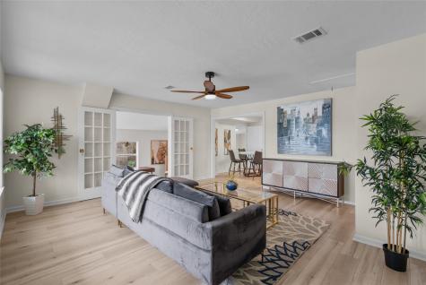 5418 Borden Avenue Galveston TX 77551