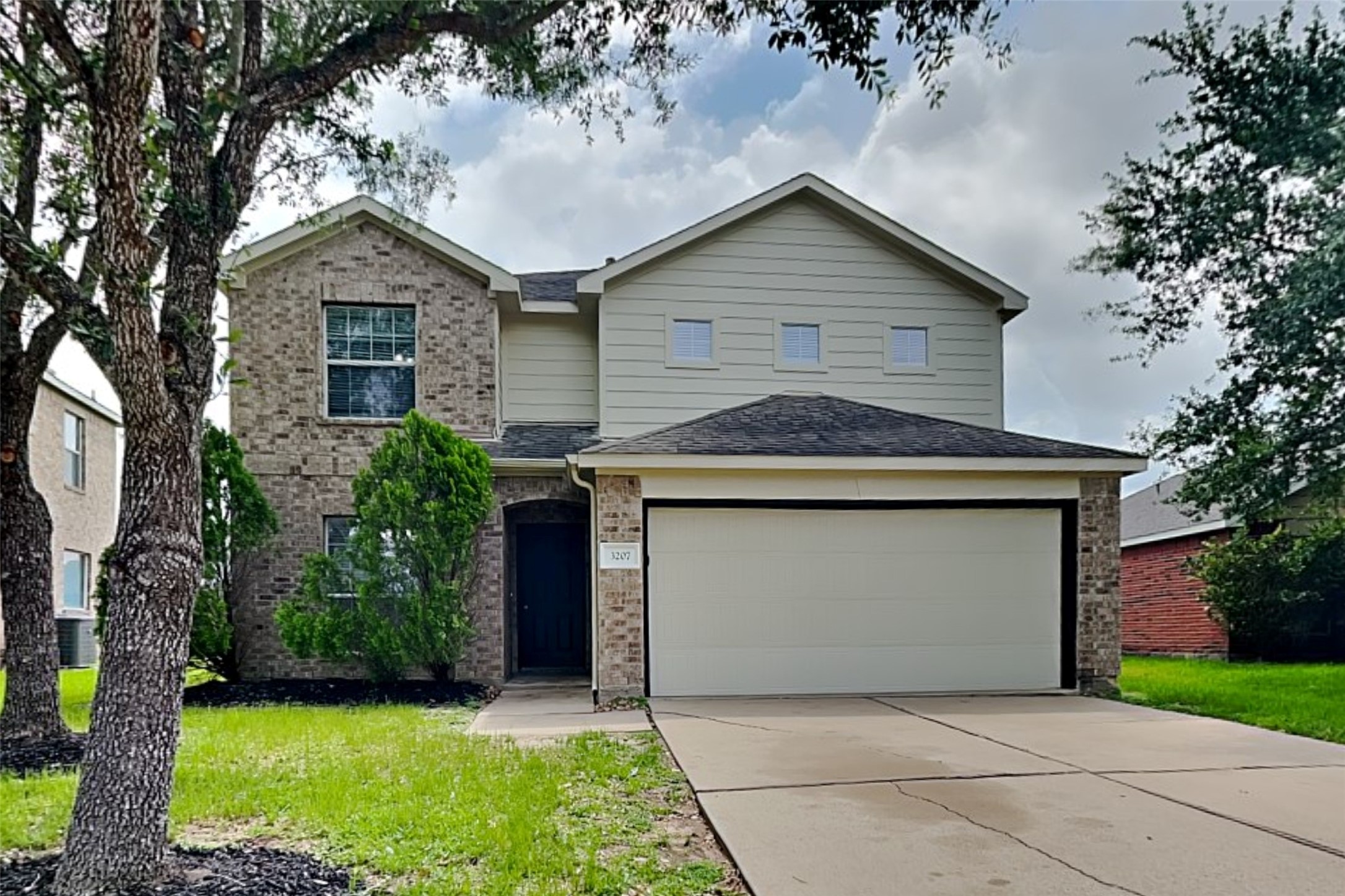 3207 Trail Hollow Drive Pearland TX 77584