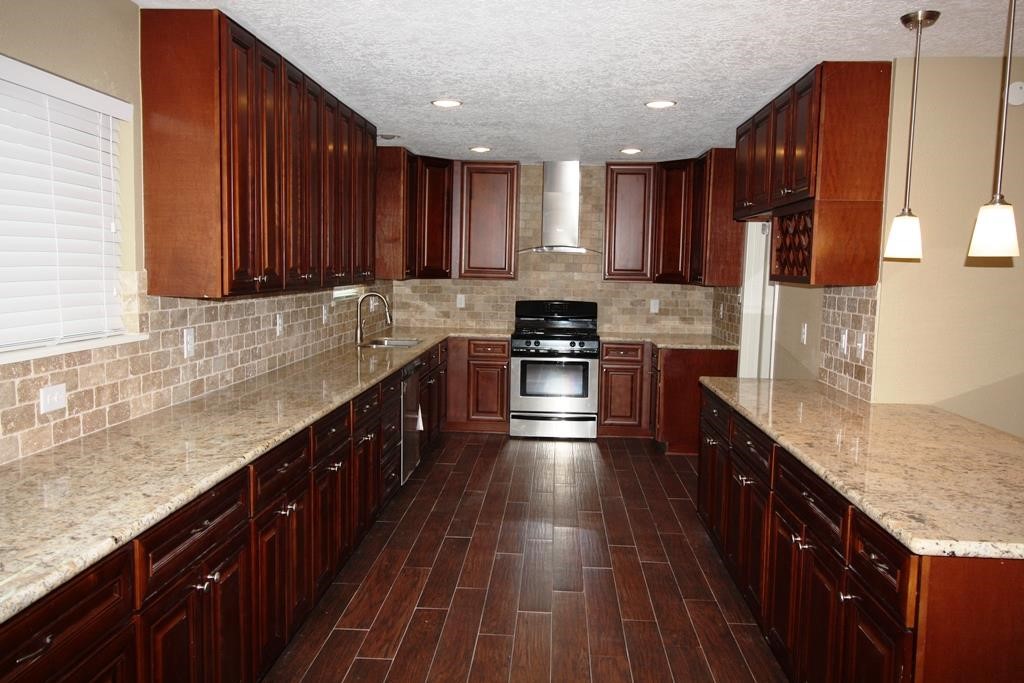1766 Maux Drive Houston TX 77043