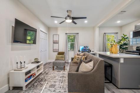 5 Estelle Street 3 Houston TX 77003