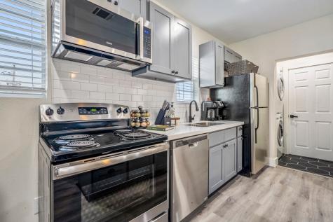 5 Estelle Street 3 Houston TX 77003