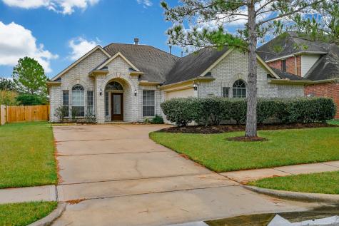 211 Elana Lane Stafford TX 77477