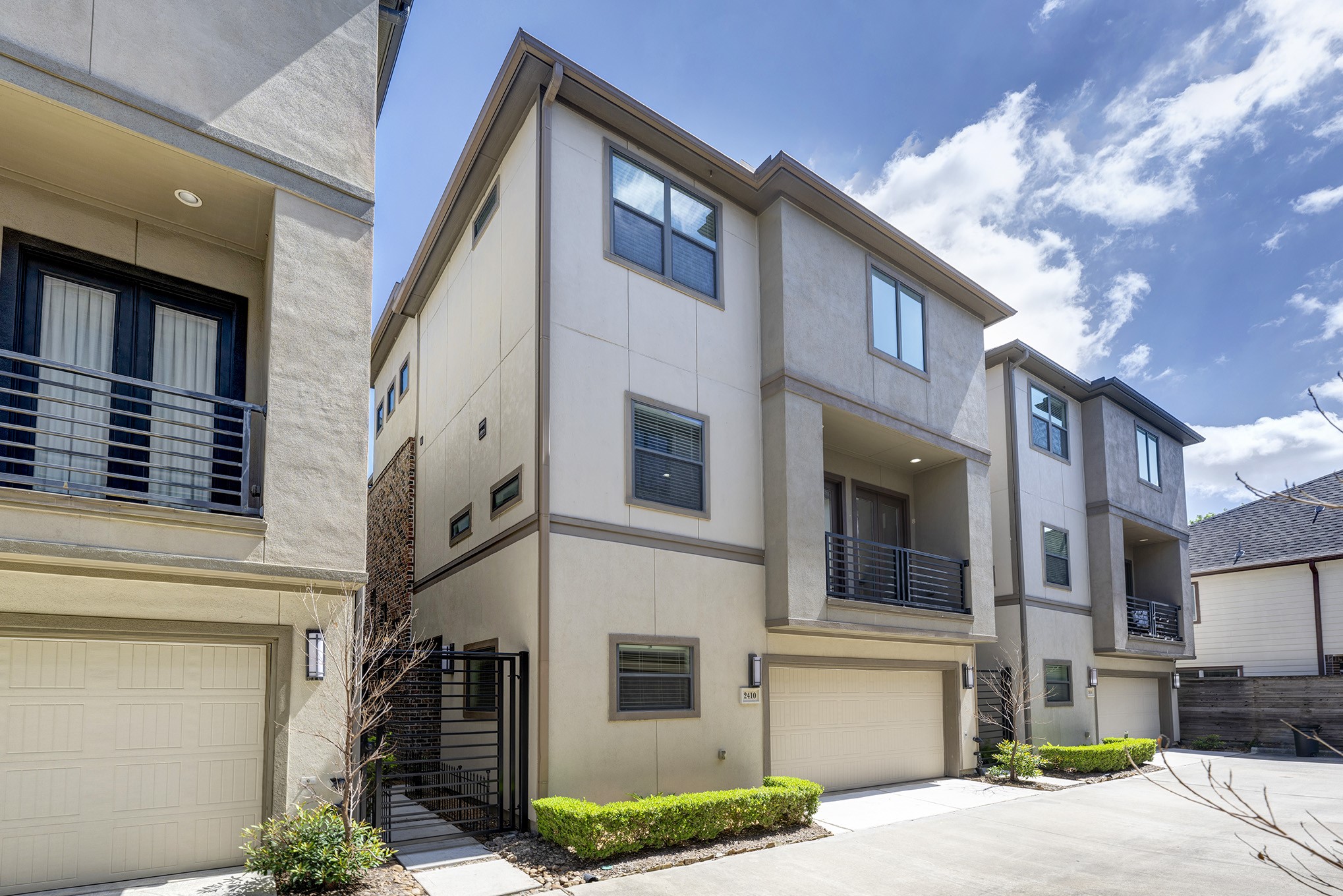 2410 Langston Street Houston TX 77007