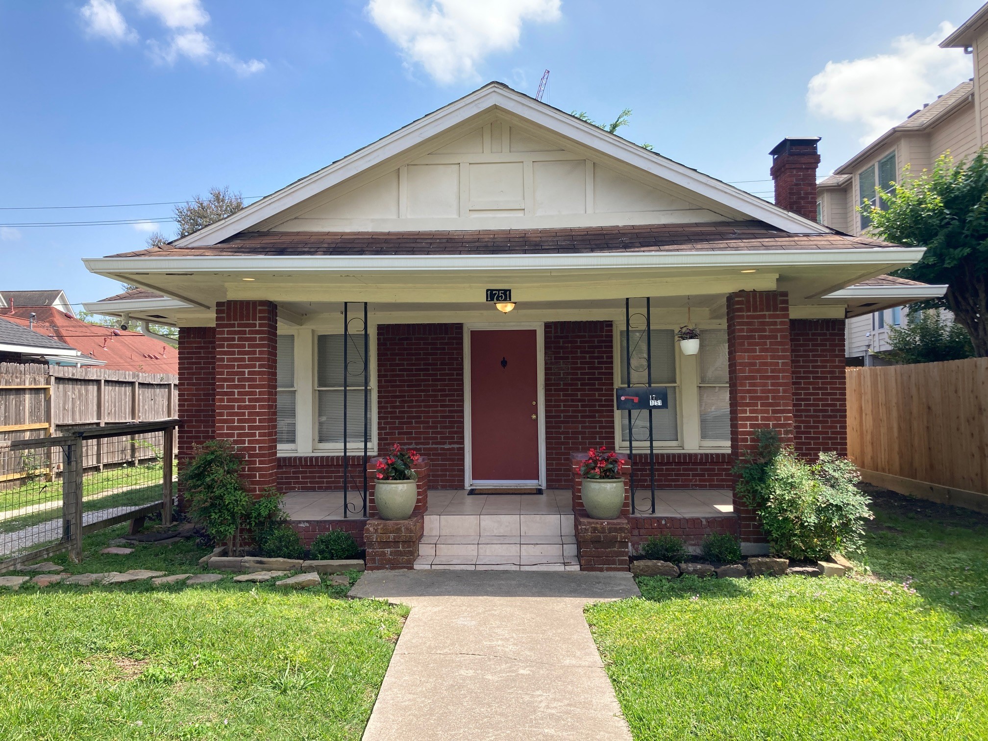 1751 W Main Street Houston TX 77098