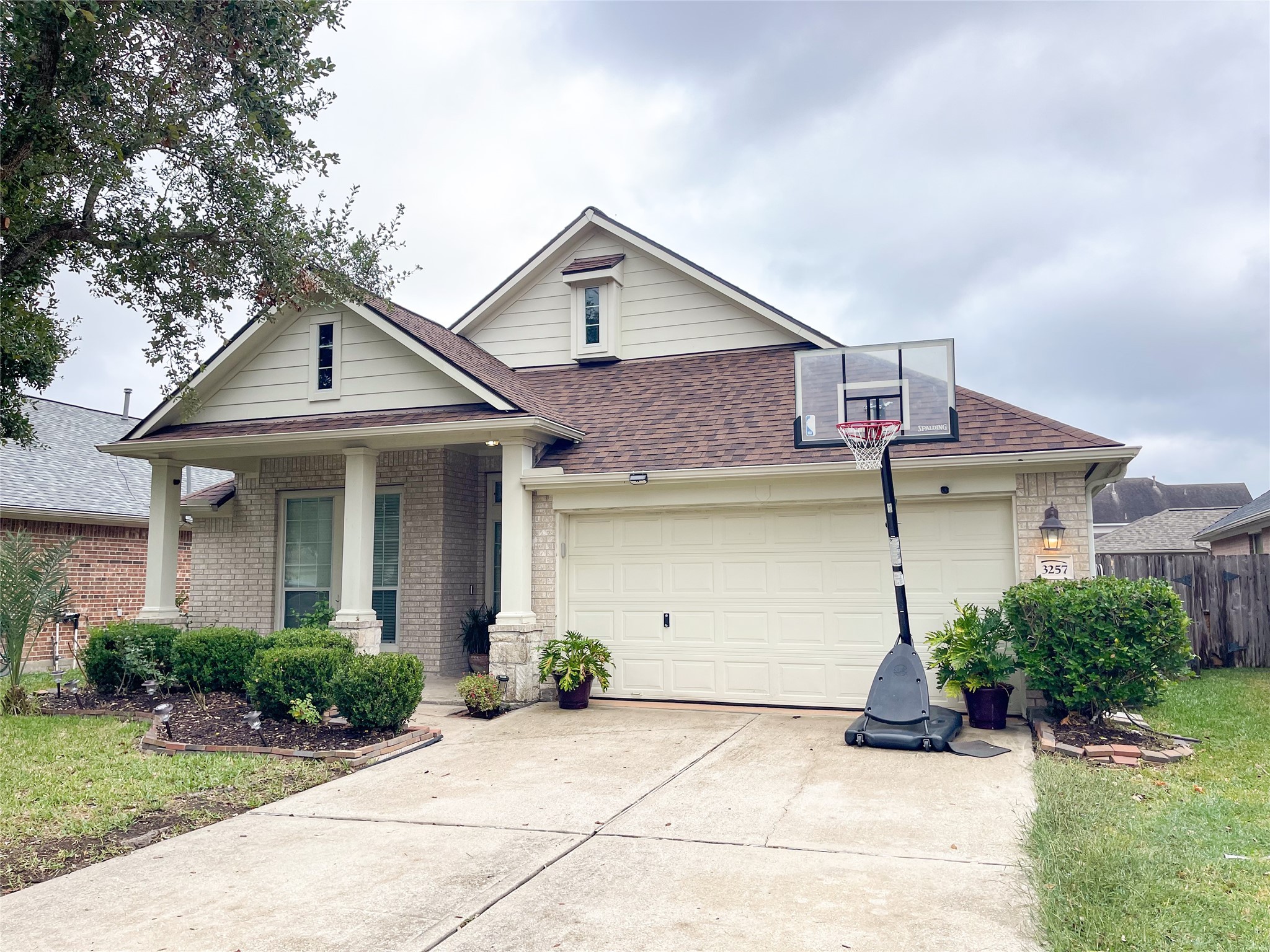 3257 Gladewater Lane League City TX 77573