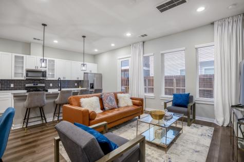 8438 Berry Green Lane Houston TX 77022