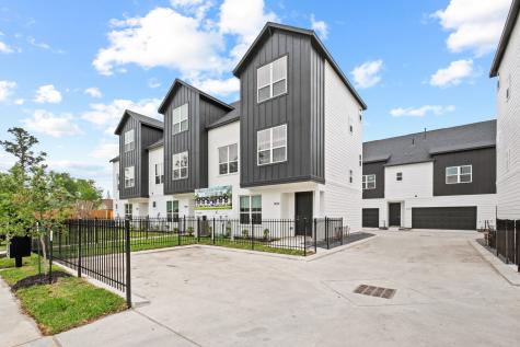 1404 Wycliffe Drive C Houston TX 77043